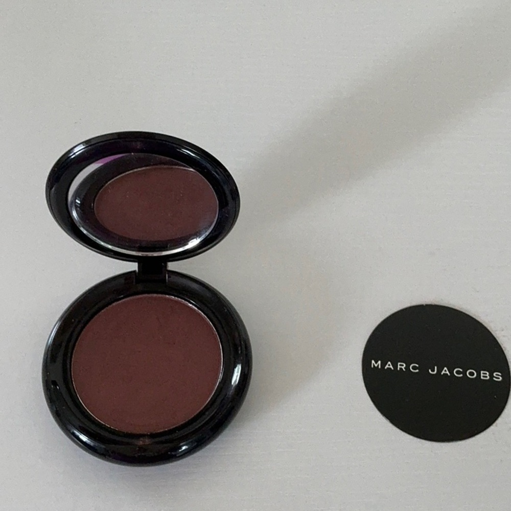 Marc Jacobs Omega Shadow in O! Yeah
